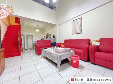 龍潭百年大鎮可停雙車別墅｜桃園市龍潭區百年一街