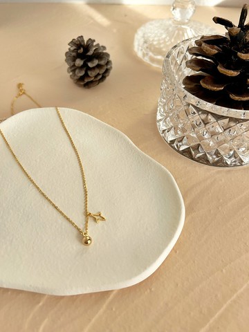 【精緻禮盒】圓球與十字星鏤空項鍊－閃亮 #氣質 金色 星星