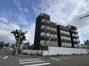 十四期稀有臨路電梯別墅｜5層規劃｜四車好停｜台中市北屯區敦和一街