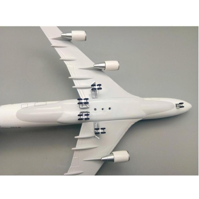 超レア、超ビッグ飛行機模型1/100サイズ シンガポール航空 ボーイング747