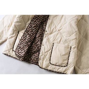 2025秋冬新款菱形復古無領輕薄羽絨服女短款拼色小香風圓領外套