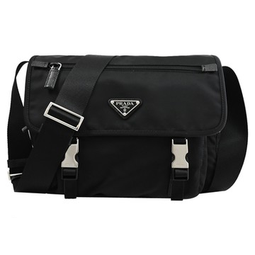 PRADA 經典三角LOGO尼龍雙扣翻蓋式斜背包(黑)