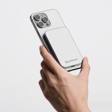 【grantclassic】穩如鈦山 TITANSHIELD MagSafe 行動電源 (Wh標示可上飛機)