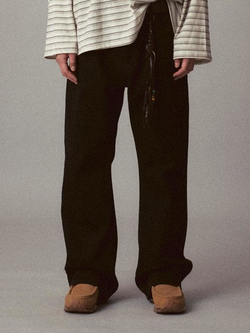 CONSTANCY SEMI FLARE PANTS [BK]