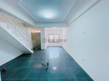 基本建興學區、進學國小芳鄰～南寧街巷內整修透天｜台南市中西區南寧街