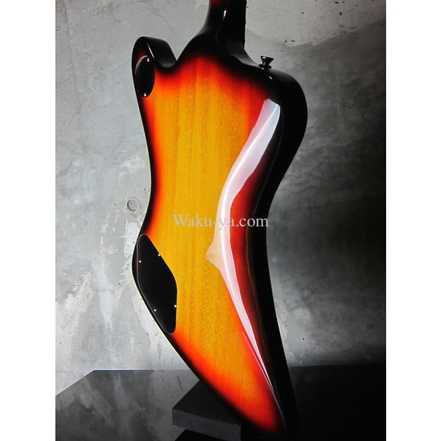 RS Guitarworks Thunderbird Bass Prototype   Sunburst