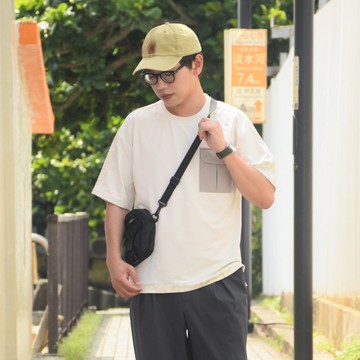 懷特緹花口袋拼接T恤(TCool涼感透氣)