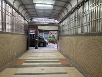 台積電高科大大地坪正四樓透天雙車車墅｜高雄市楠梓區卓越路