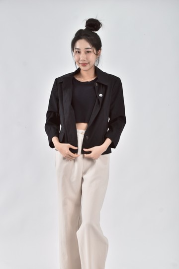 (M) episode春夏西裝羊毛波點排扣黑色外套