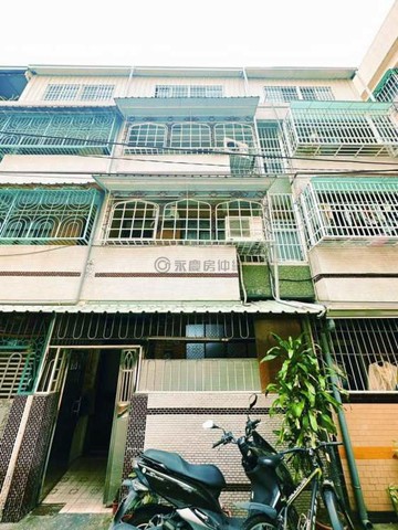 ⭕低總價⭕近仁武行政中心⭕中華商圈透天｜高雄市仁武區仁新巷