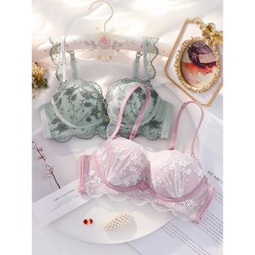 乳膠內衣套裝女小胸聚攏無鋼圈收副乳防下垂厚上托蕾絲少女文胸罩