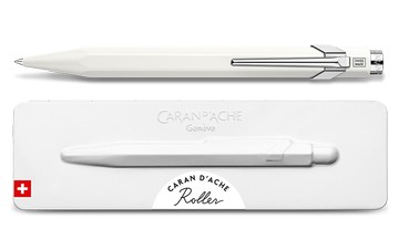 Caran D’ache 卡達 849 鋼珠筆白桿【APP滿額下單10%點數(單一帳號最高5000點)】1/31止