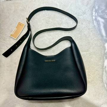 【MK｜全新】現貨 MICHAEL KORS 流浪包 金標 軟皮 荔枝紋 斜背包｜Little Bee 小蜜蜂精品