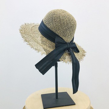 歐美風毛邊海草緞布蝴蝶結草帽女夏天復古優雅防曬沙灘遮陽帽涼帽1入
