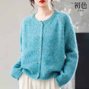 初色 純色休閒簡約愛心釦絨毛針織圓領長袖開衫外套女外套-共4色-16215(F可選)