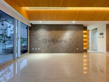 專任|美術園道裝潢戶我最美三套房雙平車｜台中市西區五權三街