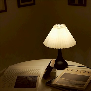 【空氣選物】麗茲的百摺裙🤎檯燈 夜燈 床頭燈 桌燈 生日禮物