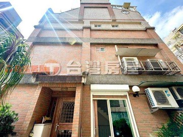 薇閣學區屋況佳雙車庫透天｜台北市北投區翠宜路