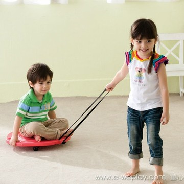 「8%紅利。滿額好禮」童心園Weplay統感玩具 - 圓形滑車(小)