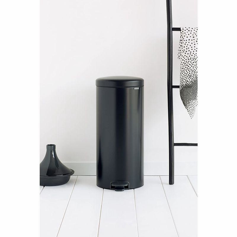 brabantia ペダル式ゴミ箱 ブラック 30L 114540 通販 LINEポイント最大