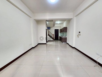 仁武雙主臥輕屋齡車墅透天  八卦寮商圈｜高雄市仁武區永菱街