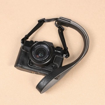 《現貨附發票》富士 X-T30 相機套 XT30二代 三代XT20 通用皮革相機套加肩帶 FUJI X-T30