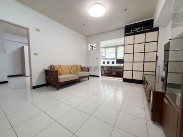 ＜房仲凱莉＞河堤京城世界一期｜典雅3房平車｜高雄市三民區河堤路