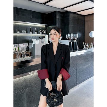 繽菓binguo 撞色翻邊袖黑色西裝外套女2026春秋新款寬松休閑西服