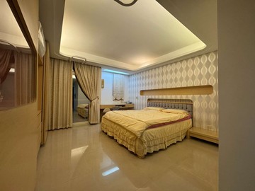 市府商圈一手屋主有天有地漂亮車庫別墅｜桃園市桃園區金山街