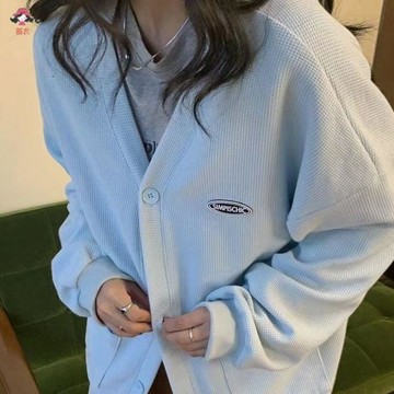 【薇衣】鹽系復古外套 小衆設計上衣 華夫格寬鬆 v領衛衣女 秋季上衣 寬鬆高級感開衫 炸街外套 開衫女 外套女 上衣女