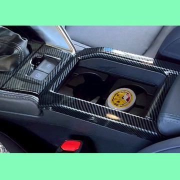 適用於YARIS CROSS 碳纖維飾板 中央置物區碳纖維飾板 前水杯框飾板 TOYOTA YARIS酷動版 大鴨潮玩版