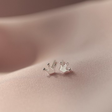 純銀皇冠耳釘女可愛養耳朵耳棒小巧精致森系防過敏氣質百搭學生1入