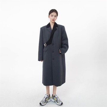 秋冬新款高級感設計感小眾灰色中長款廓形羊絨毛呢西裝大衣外套女