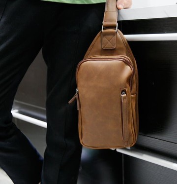 FINDSENSE Z1 韓國 時尚 潮 男 休閒戶外 豎款 胸包 單肩包 斜背包 側背包 斜挎包