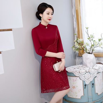 紅色旗袍2025春季復古蕾絲拼接大擺七分袖改良喜慶婚禮媽媽連衣裙