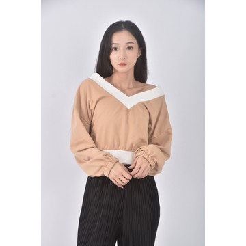 (M) nana質感修身短版跳色領口杏色長袖上衣二手衣