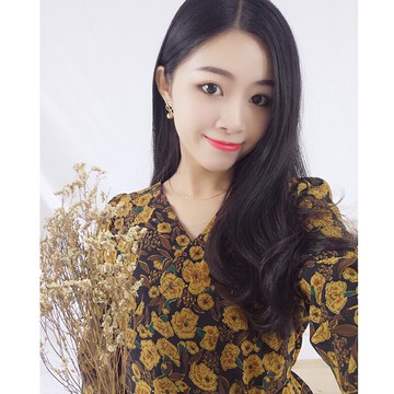 春裝2019新款連衣裙修身V領清新荷葉邊印花雪紡小碎花中長裙女夏