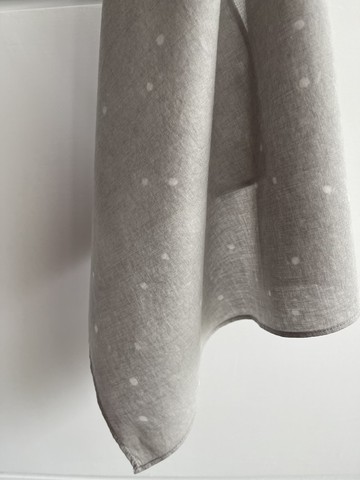 細雪     礦物染手繪純棉小帕