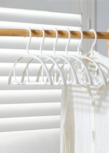 hoi!好好生活 抗UV無痕衣架10入組