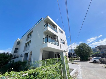 鄰梅花湖｜全新質感電梯別墅｜宜蘭縣冬山鄉中山一路