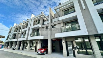 近羅東御東風全新稀有6.8米大面寬四房透天別墅｜宜蘭縣三星鄉保安一路