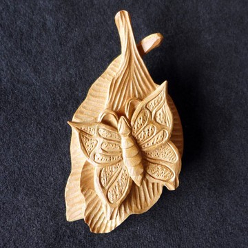 ㊣印度老山檀香木胸針【葉與蝴蝶】