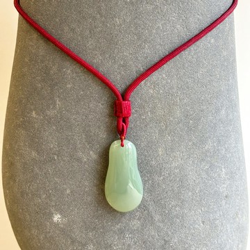 玉壺 - 雋永玉光系列 - 台灣設計雕刻之翠玉項鍊