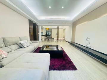 成功四季典雅大坪數4房車位｜台南市中西區成功路