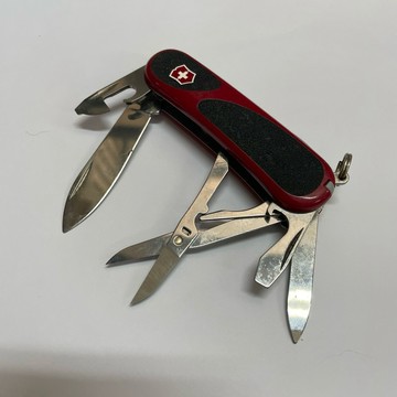 [沐沐屋］victorinox 維氏 85mm 防滑握柄 EvoGrip 14 13用瑞士刀 2.3903.C