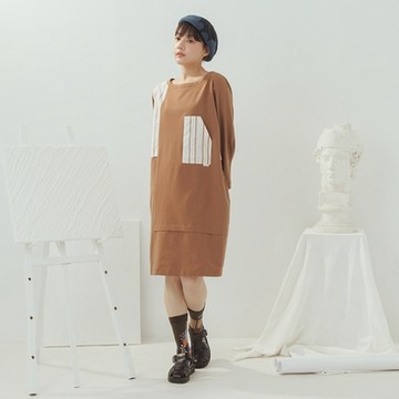 【MOSS CLUB】圓領配條貼口袋長袖上衣洋裝 藍 桔 (魅力商品)