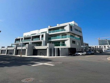 ★安平尊爵三角窗~大地41坪~4車電梯豪邸｜台南市安平區世平三街