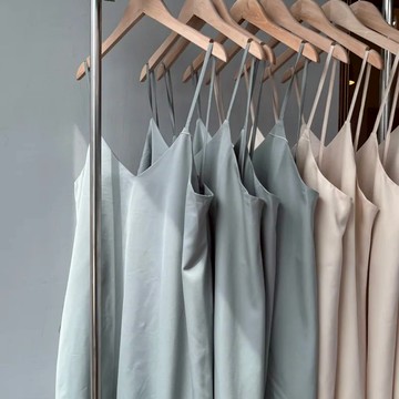 Rising Boutique 設計款柔霧光感細肩帶洋裝2入組 - 啞光綠＋啞光綠