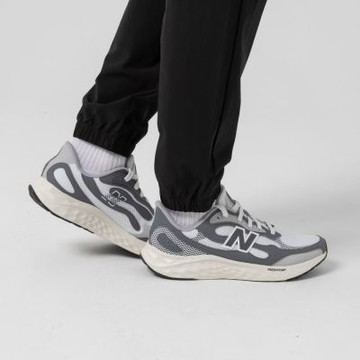 New Balance 紐巴倫 Fresh Foam Arishi V4 [MARISTY4] 男 慢跑鞋 寬楦 灰白