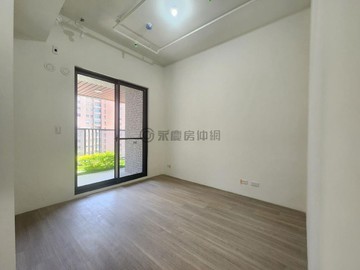 平轉價！巨蛋商圈雙捷運景觀宅2+1房平車｜高雄市左營區華夏路